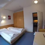 Hotel Haus Mobene - Garni