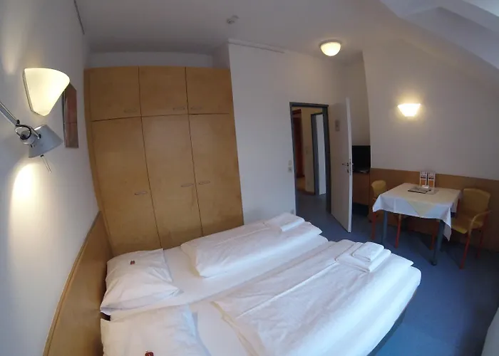 하우스 모벤 - 가르니