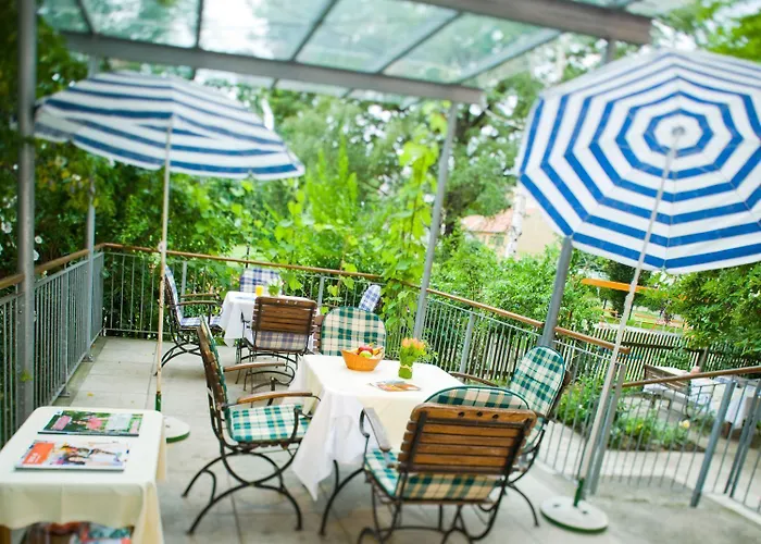 하우스 모벤 - 가르니 3*