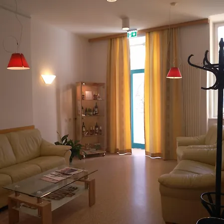 Haus Mobene - Garni غراتس