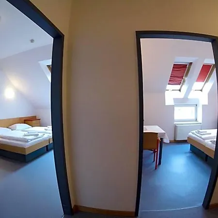 Szálloda Haus Mobene - Garni 3*