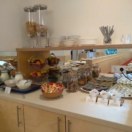 ハウス モービーヌ ガルニ 3*