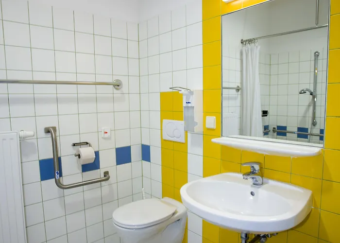 فندق Haus Mobene - Garni 3*